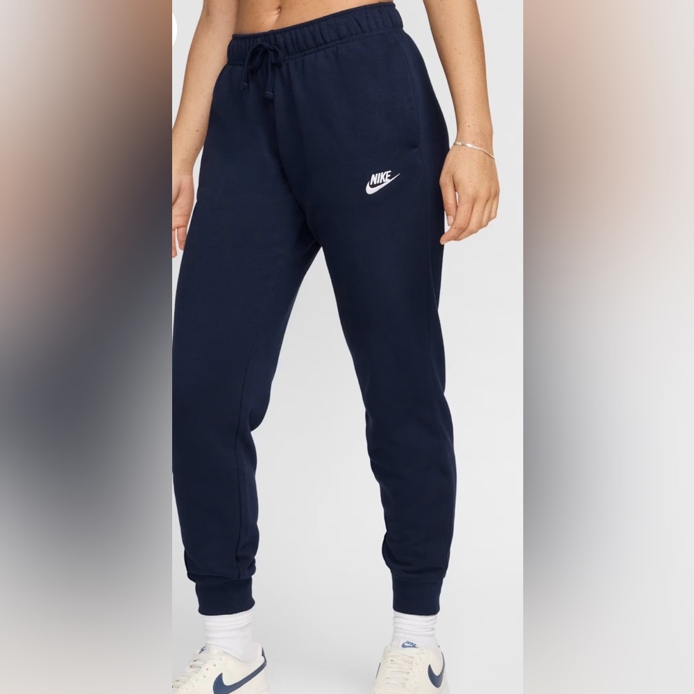 Nike Women's Dark Blue Joggers